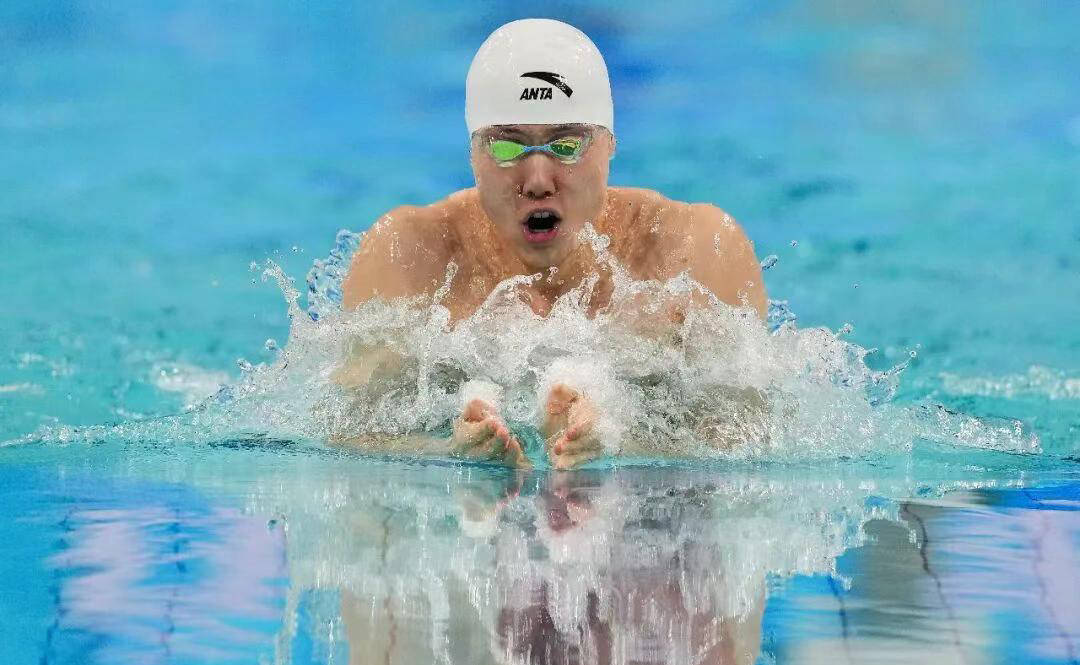 韩国运动员在游泳比赛中发挥出色 韩国运动员在游泳比赛中发挥出色