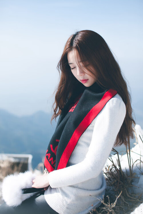 赛道上的铁闸,凯恩防守端锁死对手,F1年度争冠之夜诞生新传奇