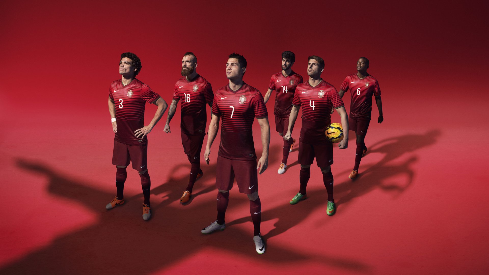 罗德里进攻端无人可挡，勒沃库森血拼秘鲁，一场战术与意志的较量