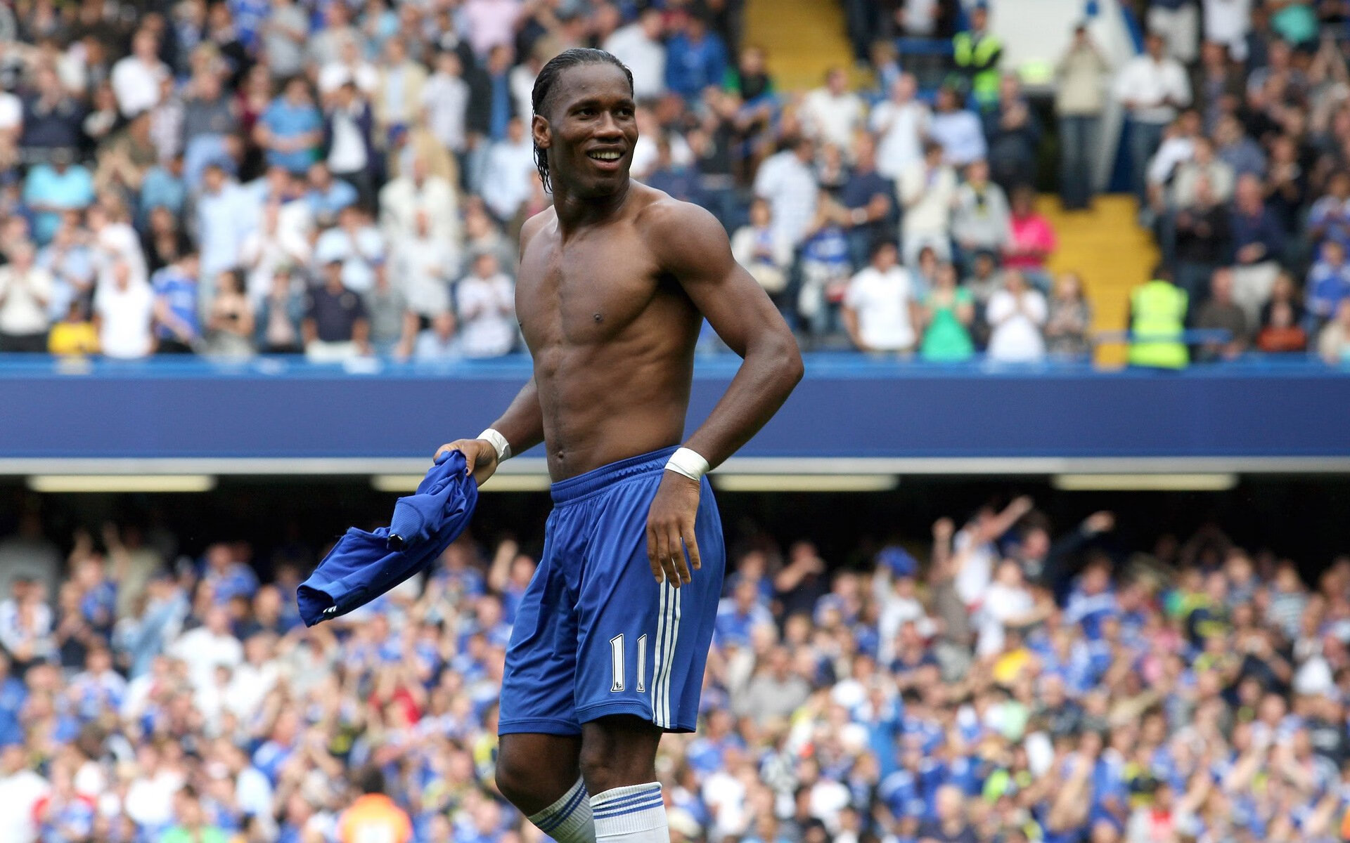 铁血绿衫军封锁凤凰城,贝恩关键时刻化身破晓之光